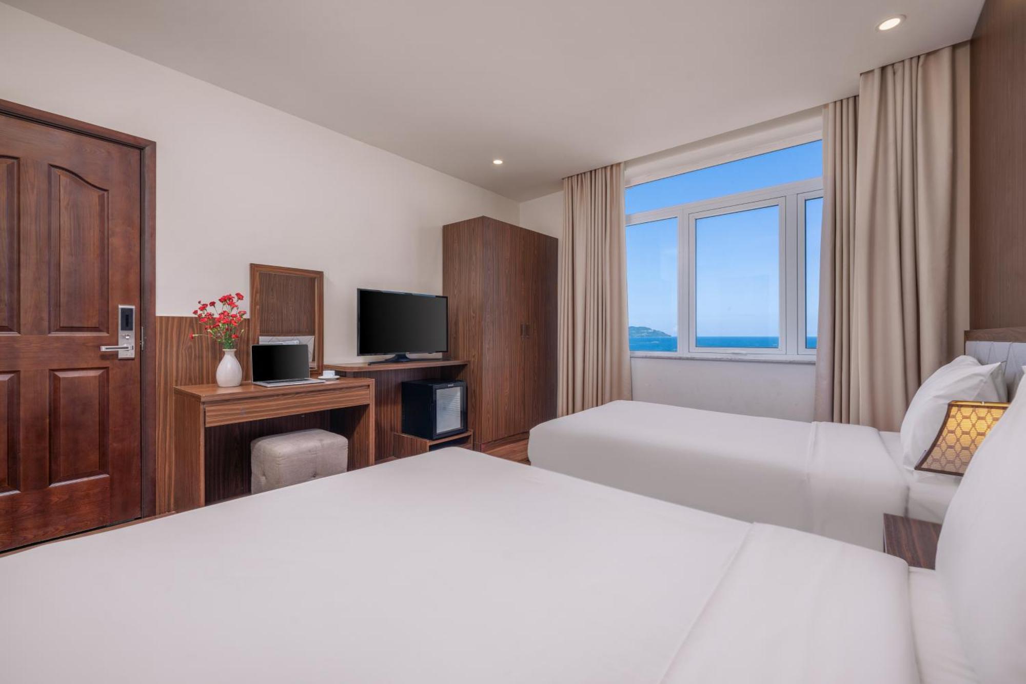 De Lamour Hotel Da Nang Exterior photo