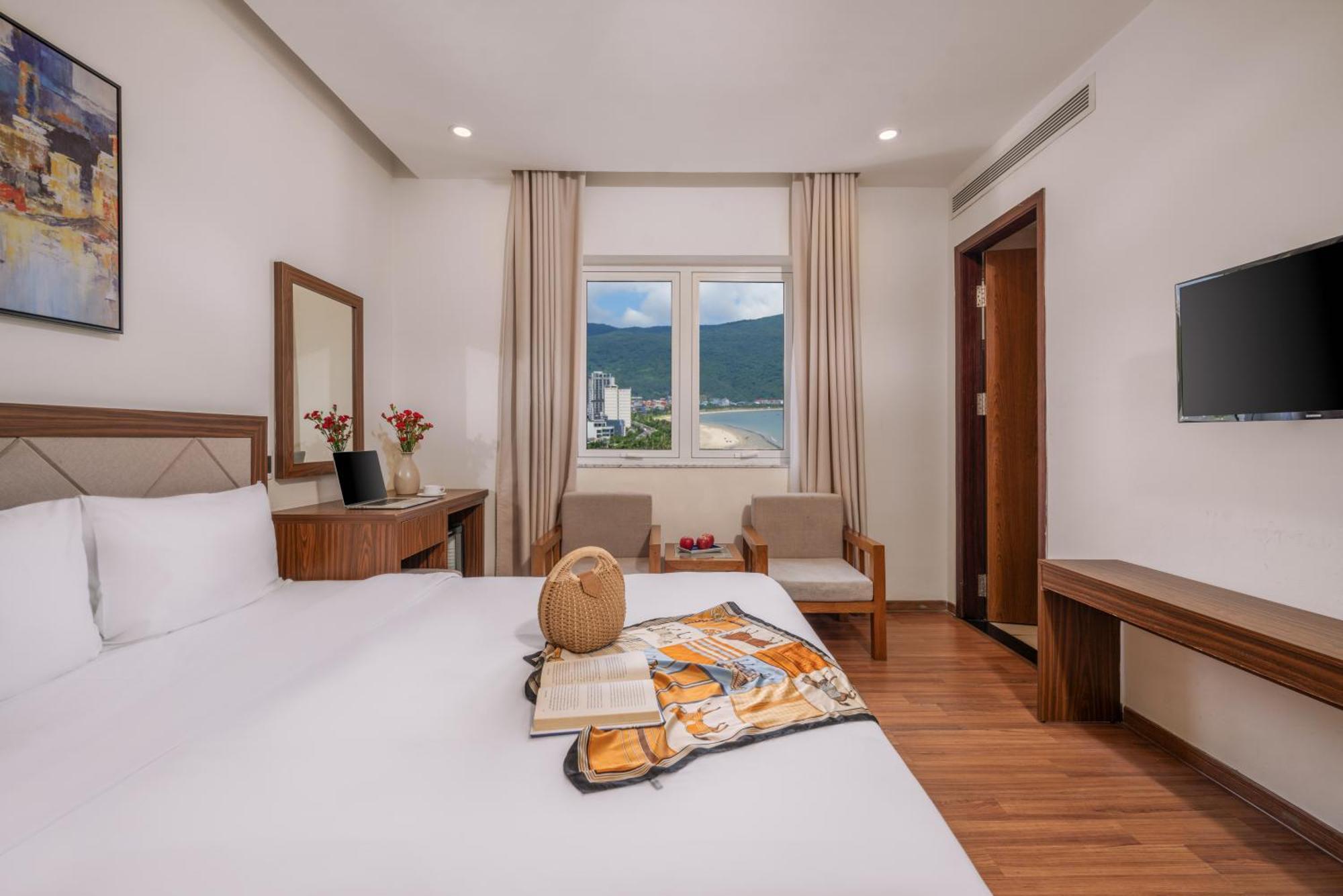 De Lamour Hotel Da Nang Exterior photo