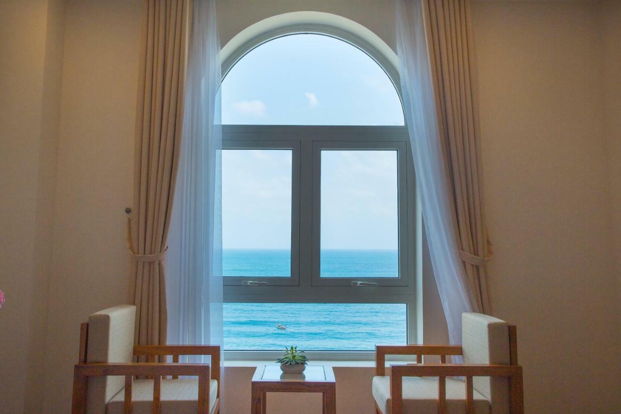 De Lamour Hotel Da Nang Exterior photo